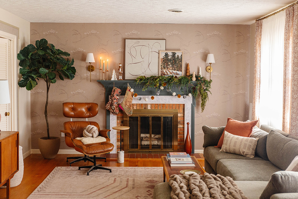 How To Decorate Your Wintertime Mantel